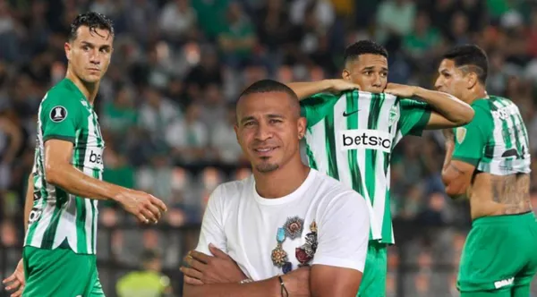 Los jugadores de Atlético Nacional, al lado Macnelly Torres. FOTO: Futbolred