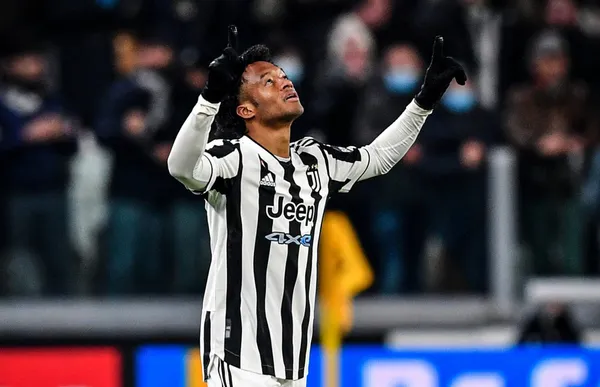 Los medios se rindieron a los pies de Juan Guillemro Cuadrado por su gol olímpico contra el Genoa y los halagos no faltaron.