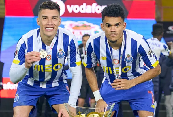 Luis Díaz abandonó al FC Porto, unos se quejan por su ida y otros se alegran al desearle éxito.