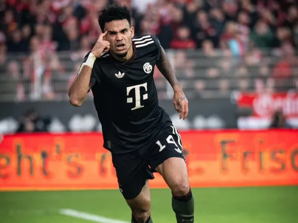 Luis Díaz festejando un gol con el Bayern Múnich - Instagram @luisdiaz_19