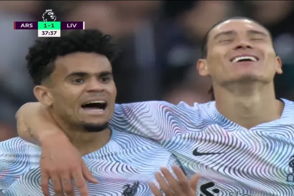 Luis Díaz fue clave en el partido entre Arsenal contra Liverpool.