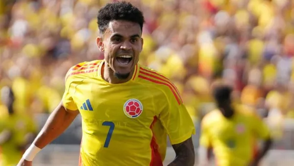 Luis Díaz hizo el primer gol en Barranquilla contra Paraguay. Foto: FCF