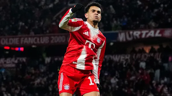 Luis Díaz marcó el segundo gol frente al Wolsfburgo por Bundesliga - X @FCBayernES