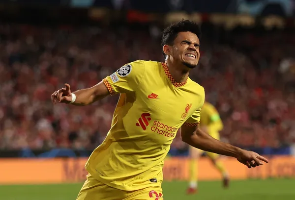 Luis Díaz marcó su primer gol en Champions League con el Liverpool y la prensa internacional no paró en elogios para reseñar la actuación del colombiano.