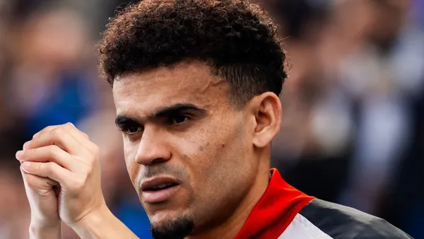 Luis Díaz y un gesto que no se ha visto en televisión luego de su polémico escándalo Foto: Pexels y LFC