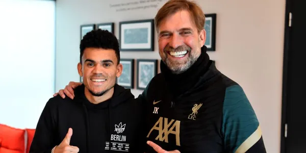 Luis Díaz ya tiene un año como jugador del Liverpool de Inglaterra.