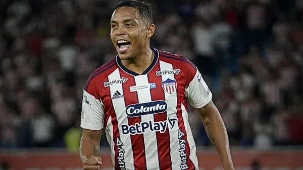 Luis Fernando Muriel firma con el Junior
