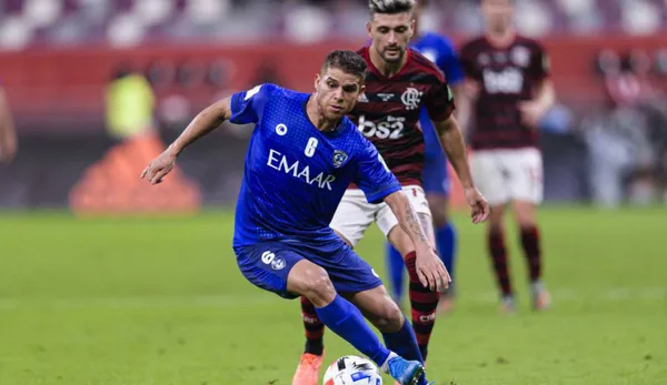 Luis Hinestroza juega en el club Al Mokawloon SC de la Liga Premier de Egipto y su transferencia fue muy económica con relación a otros jugadores.