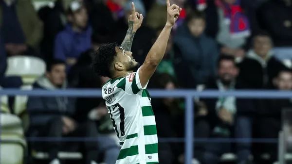 Luis Javier Suárez marcando con el Sporting de Lisboa ante Gil Vicente - X @SportingCP