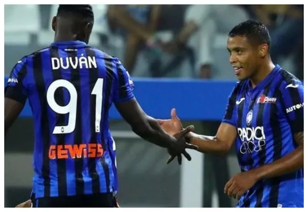 Luis Muriel la está rompiendo en el Atalanta y ya cuesta más que Duván Zapata