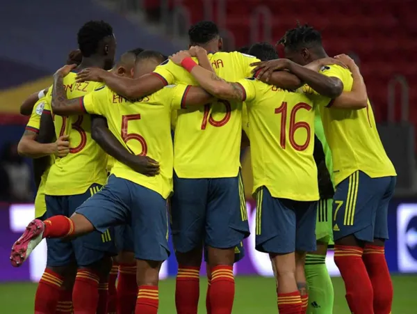 Luis Muriel y Duván Zapata en valores de mercado son los dos delanteros colombianos más costosos, pero en la Selección Colombia su rendimiento es inferior a su desempeño en Europa.