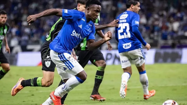 Luis Sinisterra y el calvario de sus lesiones