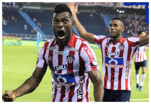 Miguel Ángel Borja tuvo una increíble reacción luego de que le cometieran un penal en Junior de Barranquilla vs Coquimbo Unido en la Copa Sudamericana.