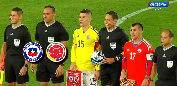 Molestia de los hinchas al ver a Mateus Uribe como capitán en la Selección Colombia.