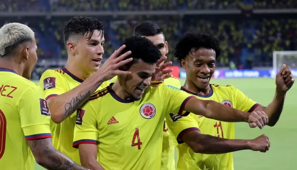 Mucho se ha especulado de los clubes interesados por el guajiro, pero uno se atrevió a presentar una oferta formal y no es el Liverpool.