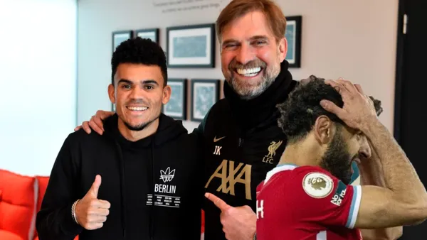 No estará Salah y lo que hizo Jürgen Klopp con Luis Díaz en Liverpool vs Arsenal
