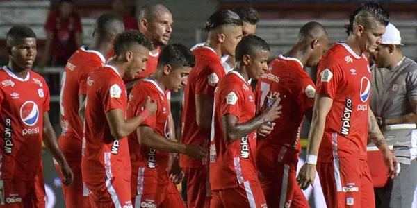 No todos los jugadores del América de Cali están comprometidos en sacar adelante al equipo y su continuidad pende de un hilo