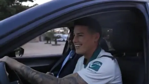 ¡Nuevo juguete! James Rodríguez recibe lujoso regalo de Mazda. Foto: Instagram