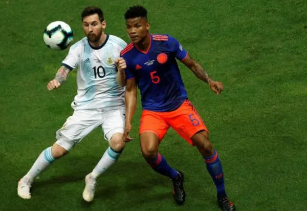 Pocos jugadores colombianos tienen asegurado su futuro a nivel de contrato más allá del año 2024.