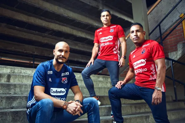 Previo al encuentro frente al América de Cali, el poderoso junto Adidas, presentaron la nueva indumentaria, que los acompañara en las próximas temporadas.