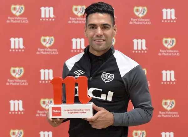 Radamel Falcao es el jugador tendencia en España y no han perdido la oportunidad para reconocérselo a "El Tigre".