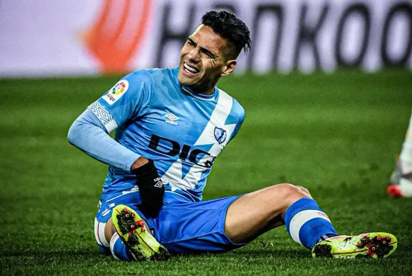 Radamel Falcao tuvo un fuerte resentimiento muscular en el partido contra el Real Madrid.