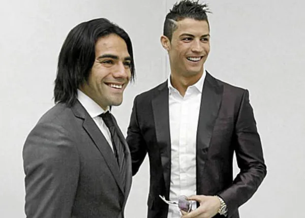 Radamel fue elogiado en algún momento por Cristiano Ronaldo, lo que demostró el valor global que representa el colombiano en el mundo del fútbol.