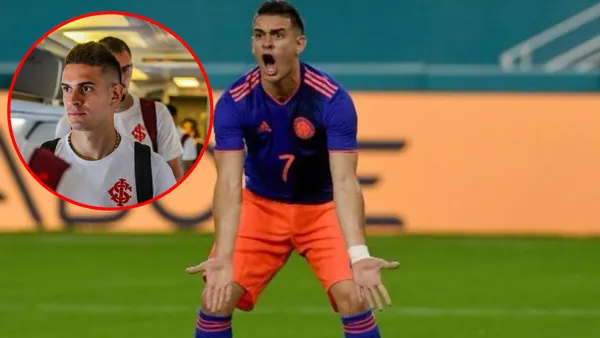 Rafael Santos Borré con la camiseta de la selección Colombia