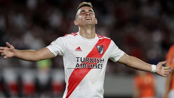 Rafael Santos Borré no fue considerado para volver a vestir la camiseta de la selección y estas serían las razones Carlos Queiroz.