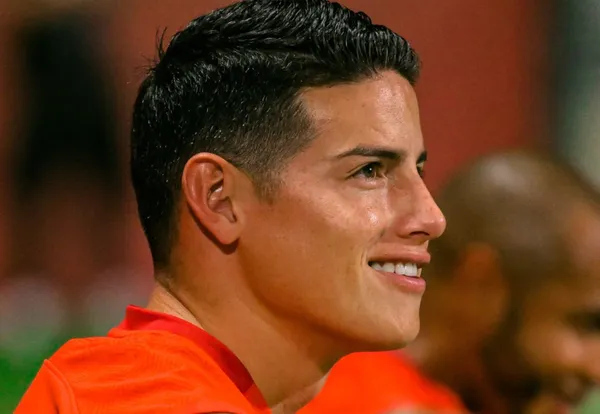 Reinaldo Rueda le explicó a James Rodríguez lo que debe hacer para volver a la Selección Colombia, pero el jugador en su situación actual parece no poder lograrlo.