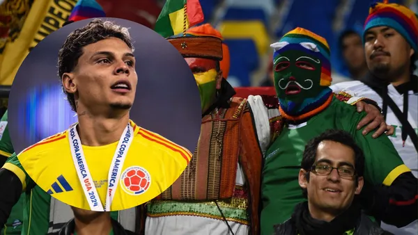 Ríos e hinchas de Bolivia. Foto: redes de Richard Ríos.