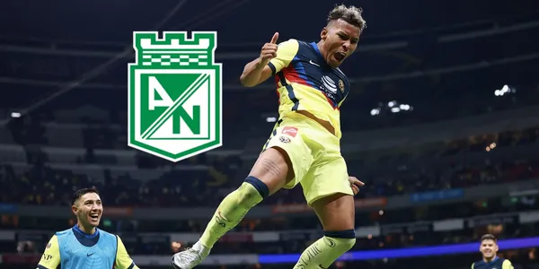 Roger Martínez celebrando un gol