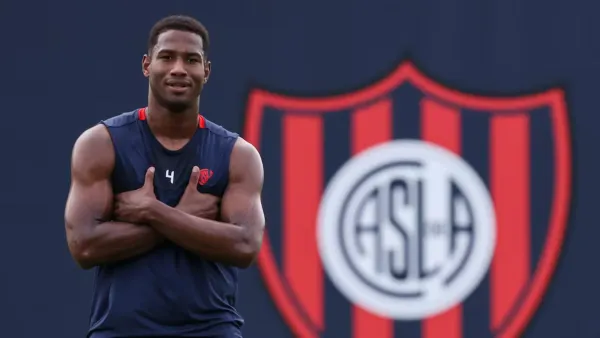 Romaña quiere salir de San Lorenzo