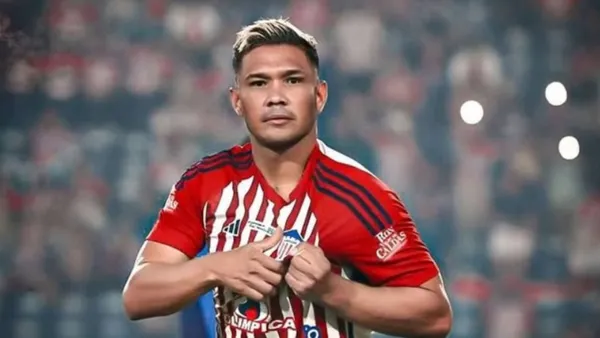 Teófilo Gutiérrez jugando con Junior - Instagram @teogutierrez_