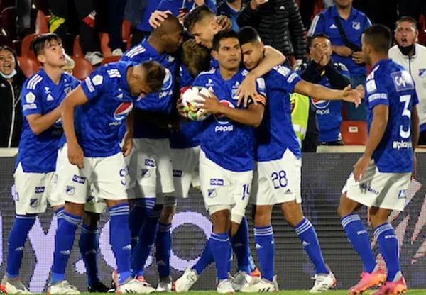 Tras la salida de Martín Cardetti varias hojas de vida han llegado al club Independiente Santa Fe, sin embargo, hay una que causaria malestar general en el cuadro azul.