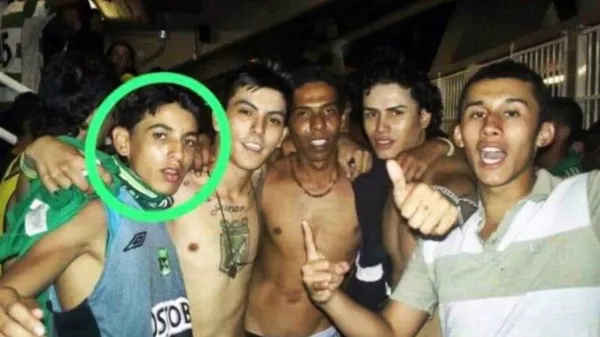 Un día lo soñó y hoy lo está cumpliendo, Daniel Muñoz pasó de saltar en la tribuna y alentar a Atlético Nacional a ser la figura del equipo Verdolaga. Contó su historia.