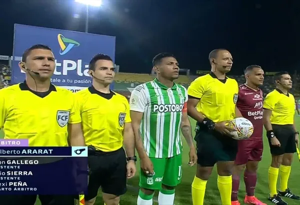 Un jugador del Deportes Tolima tuvo un gesto de respeto con Atlético Nacional en la ciudad de Ibagué.