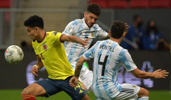 Una urgida Selección de Colombia visita en Córdoba a una ya clasificada Argentina, que buscara extender su racha histórica frente a la tricolor.