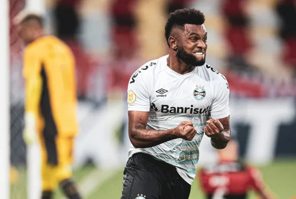 Varios futbolistas colombianos están rompiendo las redes de sus rivales en los clubes donde juegan, pero no todos han tenido espacio en la Selección Colombia que dirige Reinaldo Rueda.