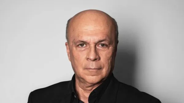 "Vélez vs. Lorenzo: la polémica se desata tras la caída de la 'Tricolor'. Foto: RCN