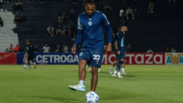 Villa brilla en Argentina y pide una nueva oportunidad en la 'Tricolor'. Foto: Instagram