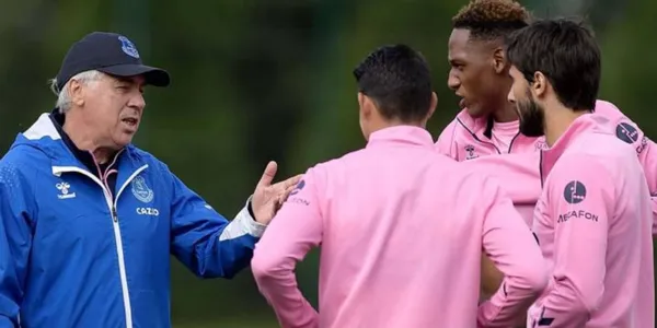 Yerry Mina es definitivo ante el entrenador del Everton, Ancelotti, y así están las condiciones para seguir con James Rodríguez