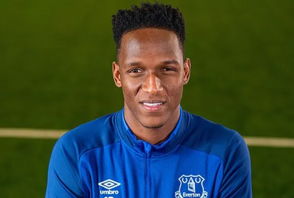 Yerry Mina está en la mira del AC Milan para el venidero mercado de pases y los italianos están dispuestos a subirle su salario actual y darle un regalo adicional que es muy difícil hallarlo en el Everton.