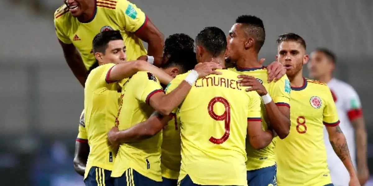 El colombiano Yerry Mina pasa por un grave momento en Inglaterra y su futuro es incierto tras una nueva lesión que lo tendrá lejos de las canchas por varias semanas. 
 