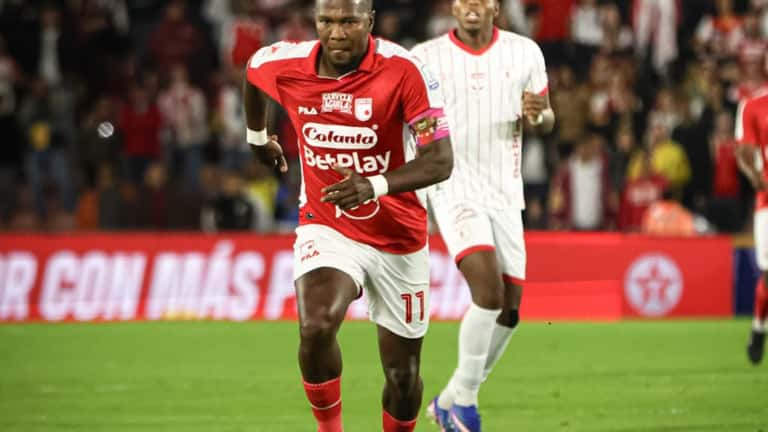 ¿"Hugol" al Mundial? La brutal racha de Rodallega que desafía a Néstor Lorenzo