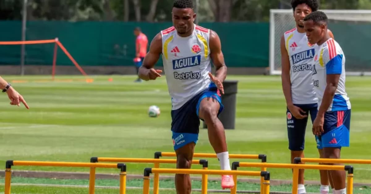 Jhon Córdoba y su partido debut en Mundiales