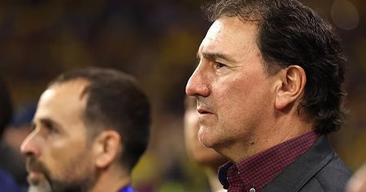 sin Juanfer ni Quintero, el plan táctico de Lorenzo
