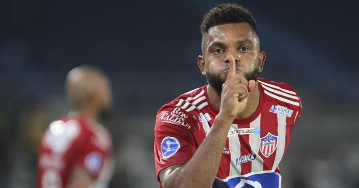 Junior va por Miguel Ángel Borja