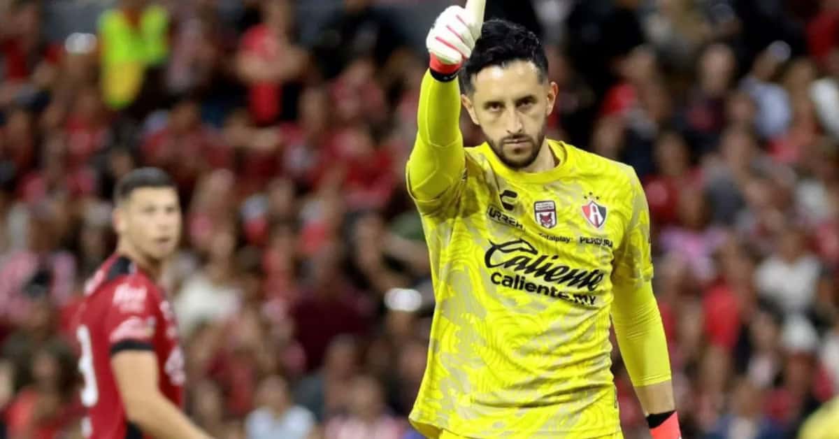 Vargas ya se encuentra a disposición de Néstor Lorenzo