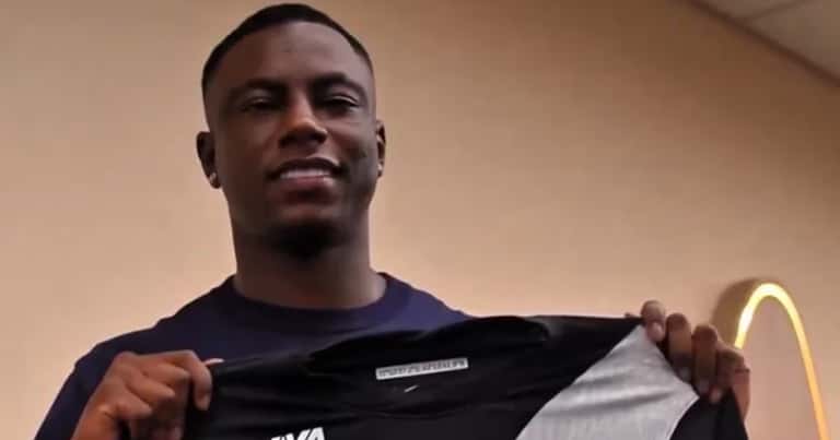 Marino Hinestroza fue acorralado y amenazado por hinchas de Vasco da Gama